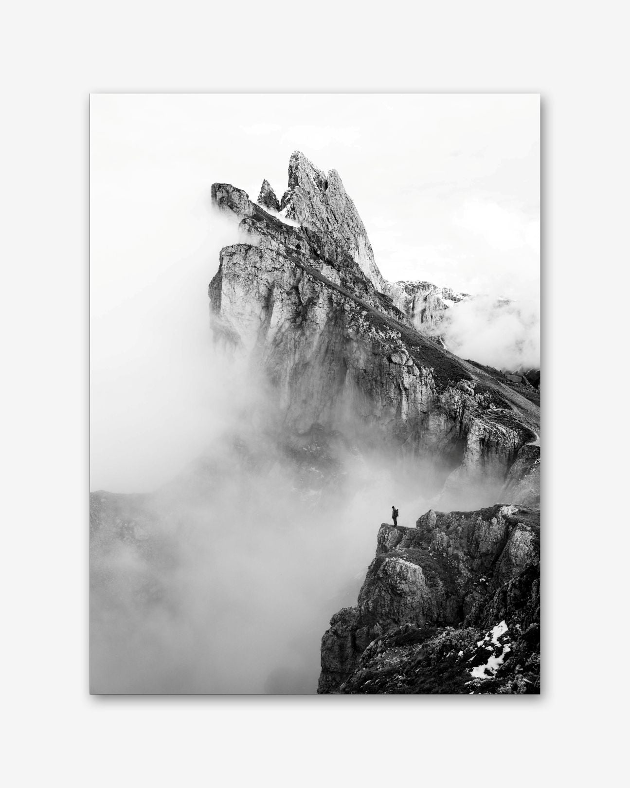 Zwischen Fels und Nebel